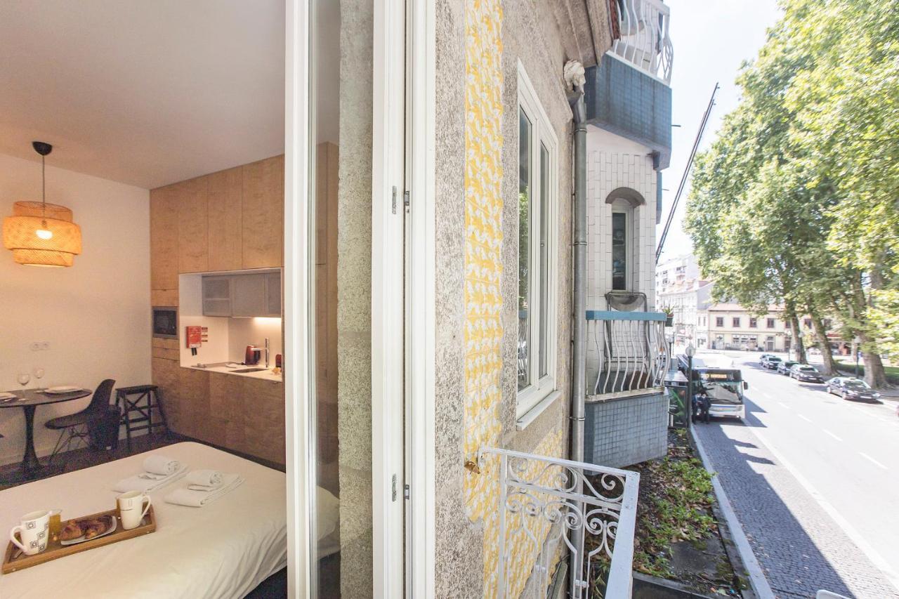 Bakers Square Studio W/ Ac By Lovelystay Apartment Porto