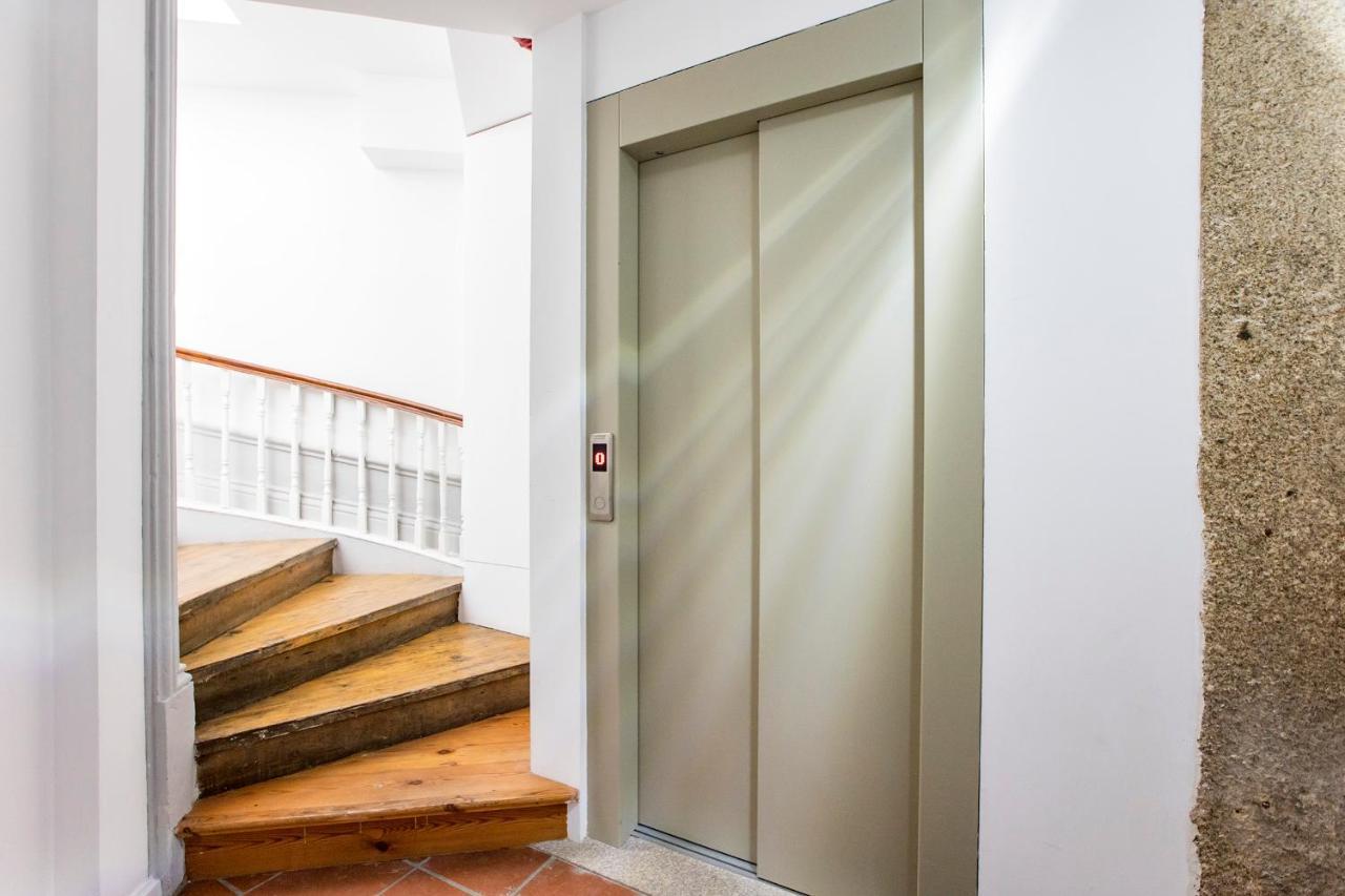 Mouzinho Darling 1br W/ Ac In Center By Lovelystay Apartment *