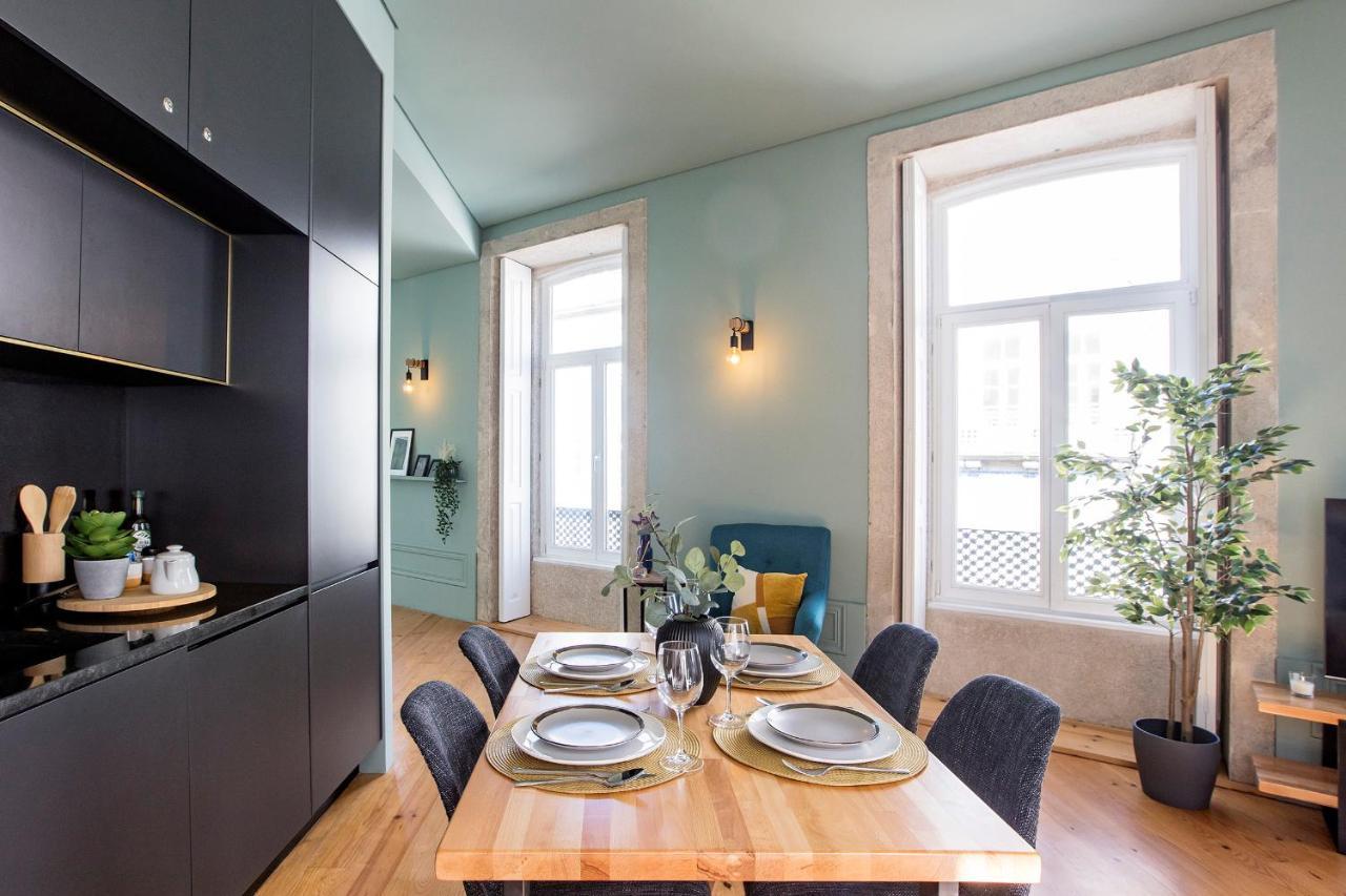 Mouzinho Darling 1br W/ Ac In Center By Lovelystay Apartment