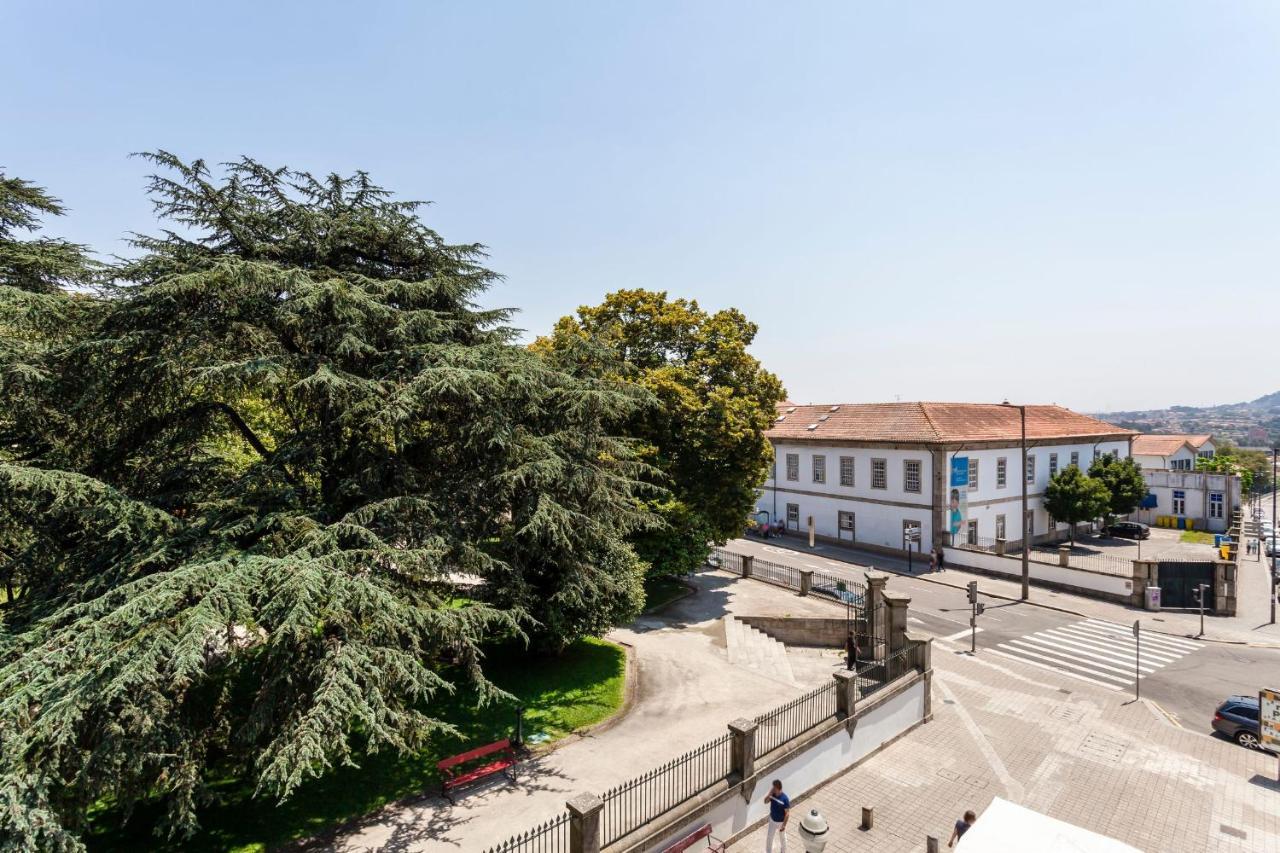 Passeio De Sao Lazaro 5 By Lovelystay Gasthof Porto