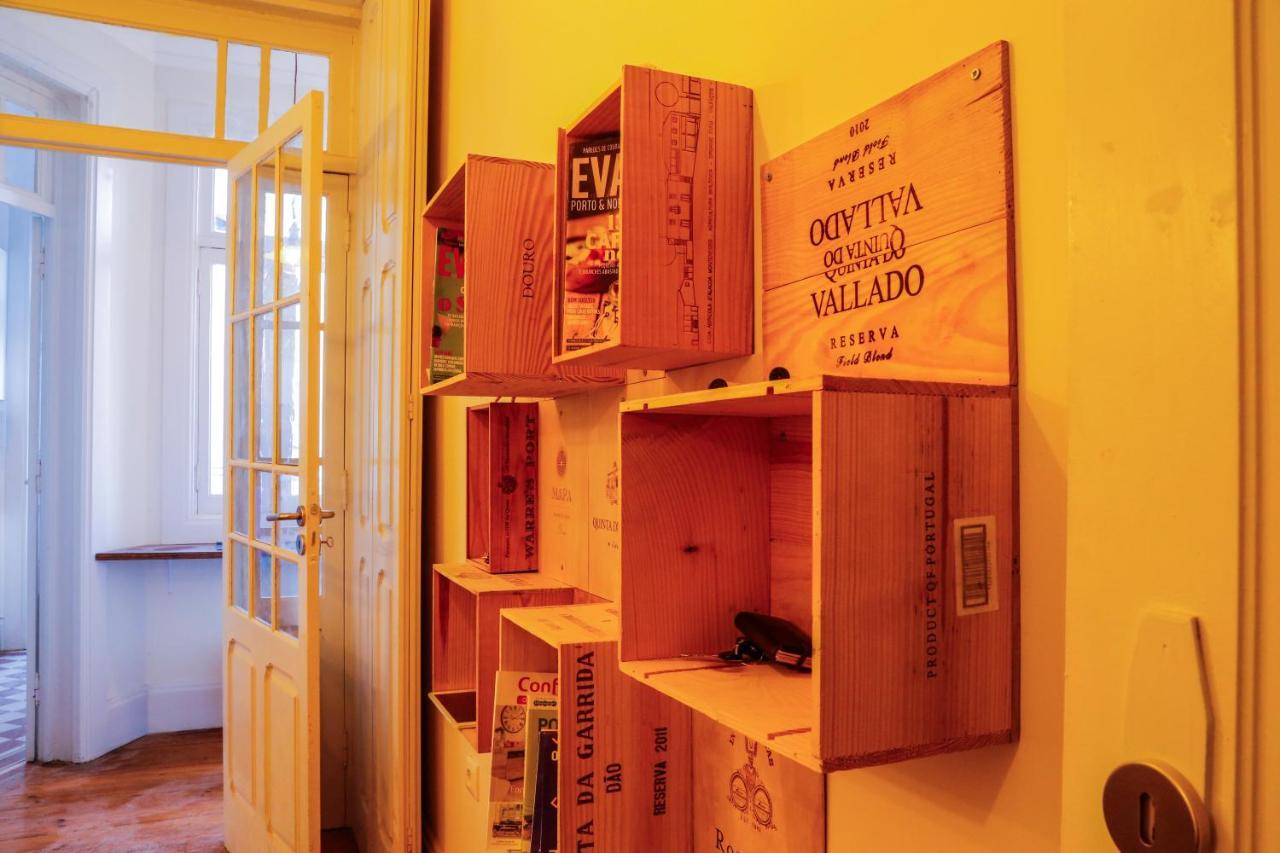 Metro Apartment