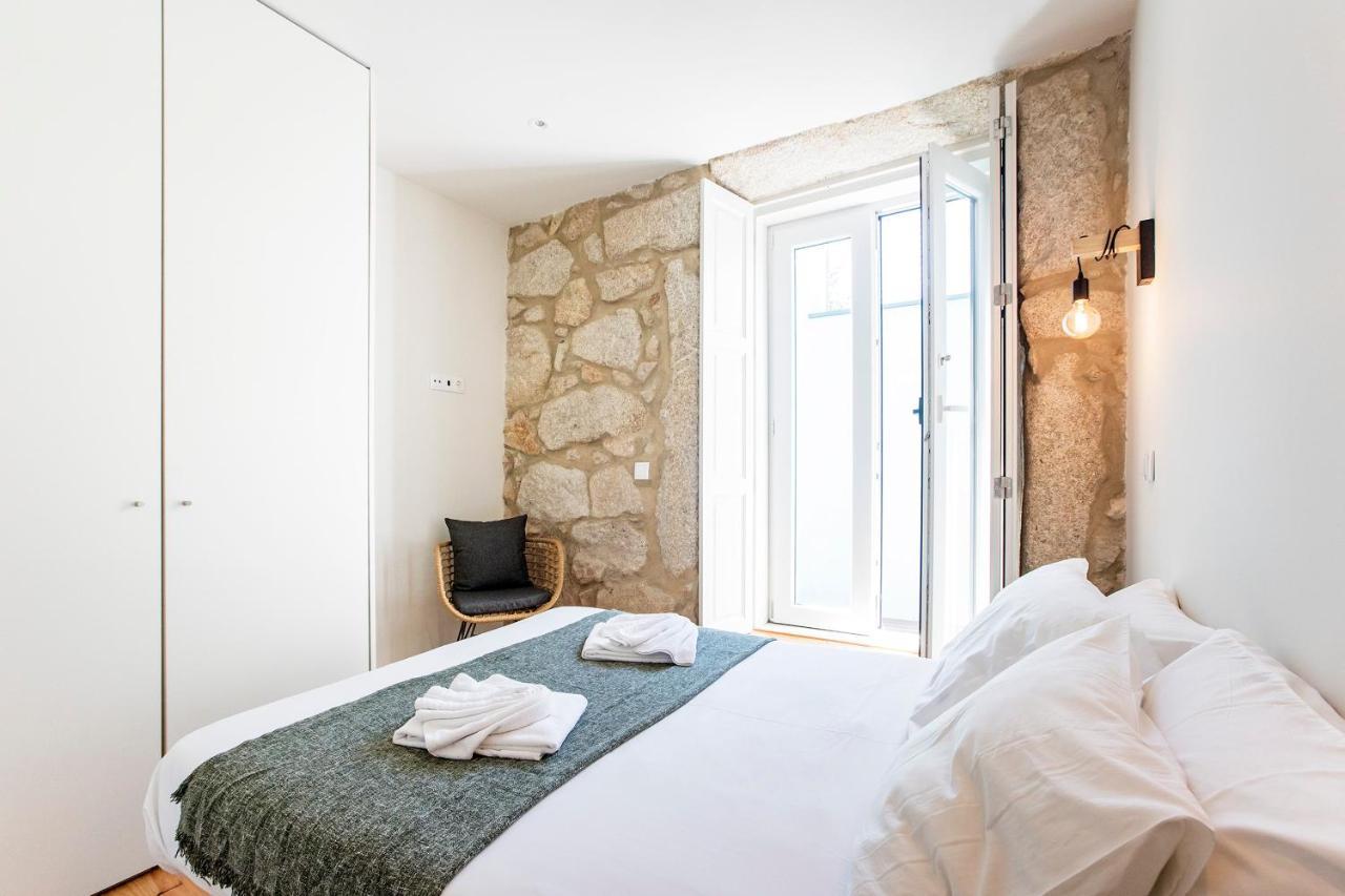 Apartment W/ Pool, Ac & Patio By Lovelystay Porto