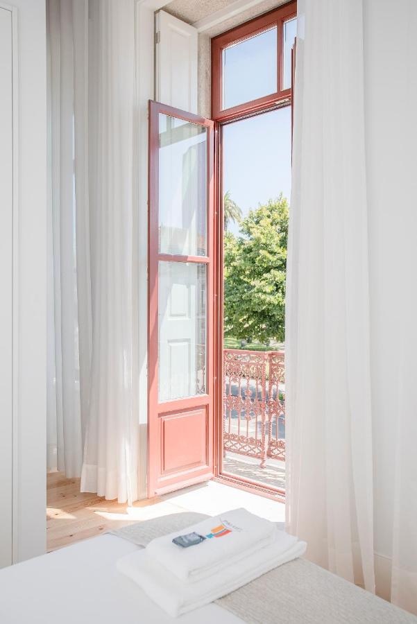Liiiving In - View Porto