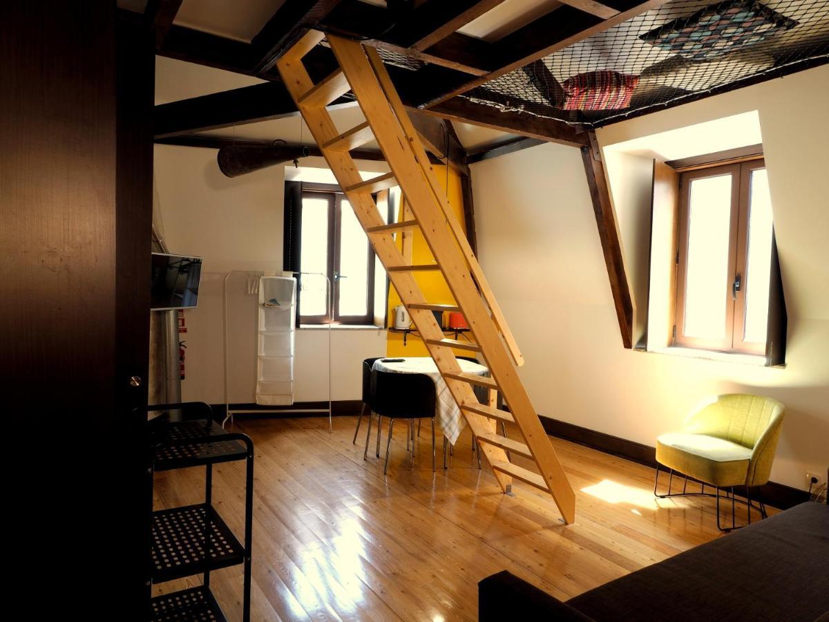 Framer's House - Authentic Downtown Apartment