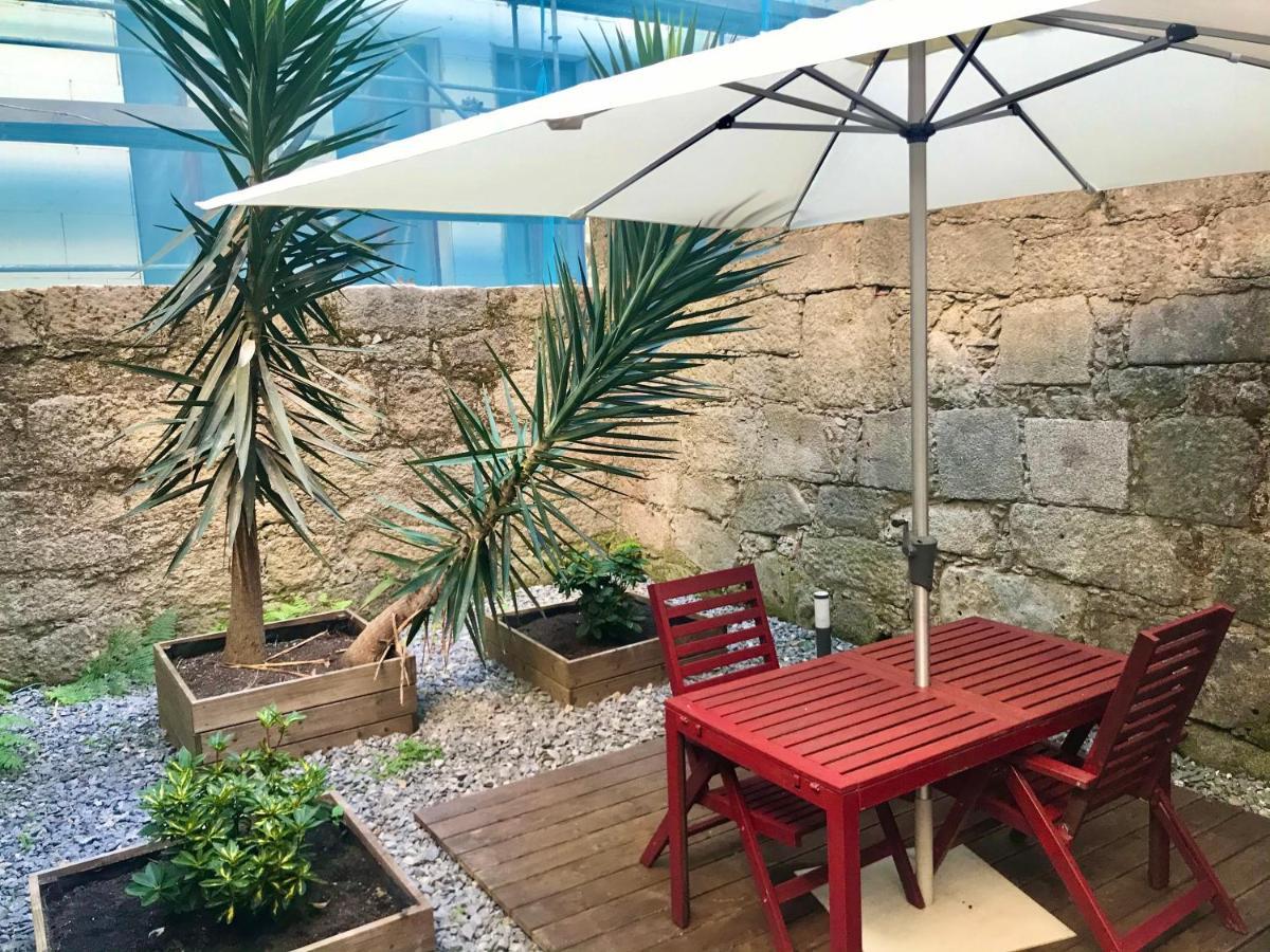 Low Cost Parking - Private Garden - Almada 392 Apartamento *