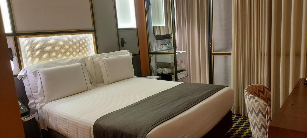 The Convo & Hotel 4*