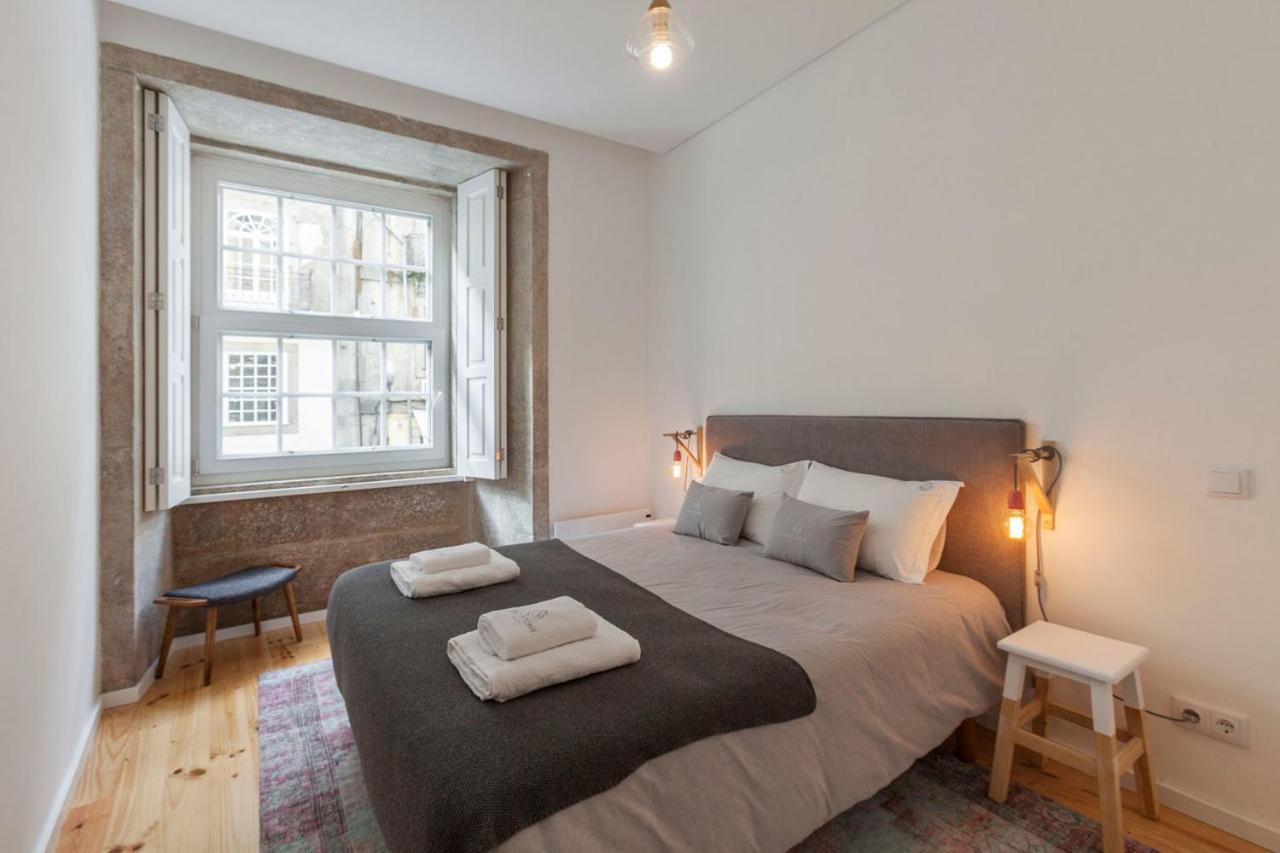 Old Stone Flats Apartment *