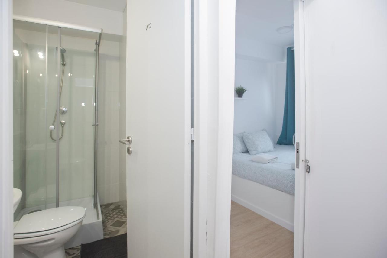 Automatic Hostel Porto