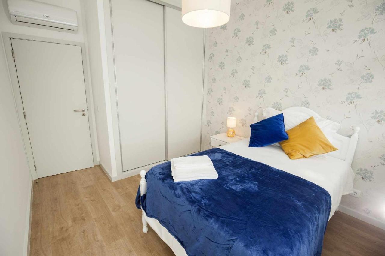 Golden & Blue House O Seu Novo Espaco No Homestay