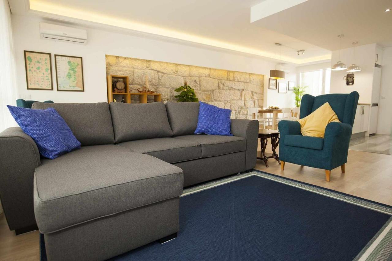 Golden & Blue House O Seu Novo Espaco No Homestay