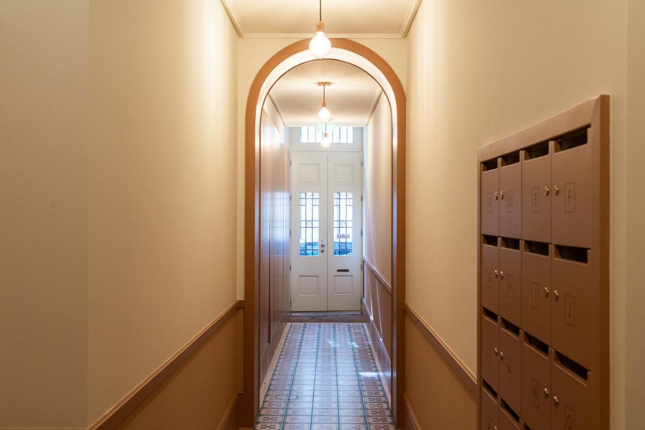 Shiny Apartment *