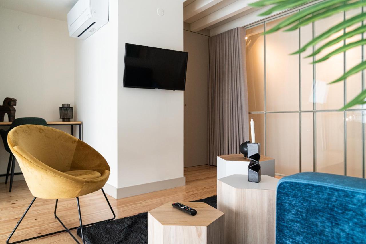 Shiny Apartment