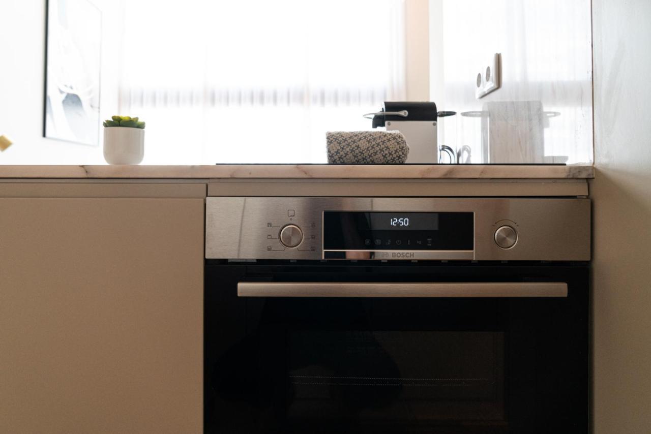 Shiny Apartment *