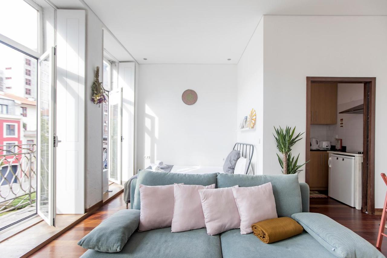 Bonjardim W/ Balcony By Lovelystay Appartement Porto