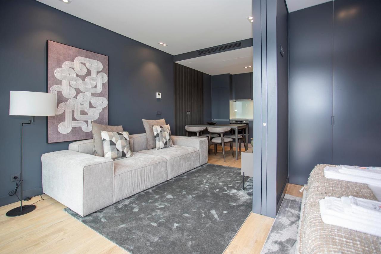 Apartamento Liiiving in Porto - Dragão Pool View *