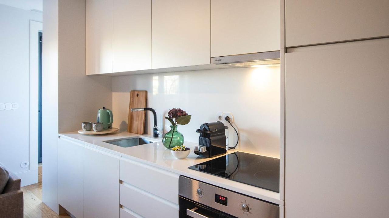 Apartment Stylish W/ Ac & Balcony By Lovelystay Porto