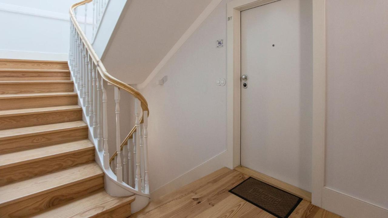 Apartment Stylish W/ Ac & Balcony By Lovelystay Porto
