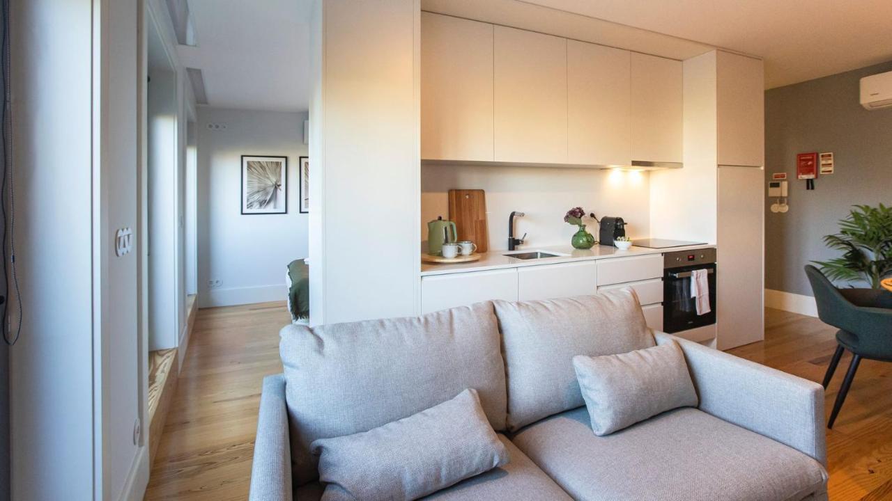 Stylish W/ Ac & Balcony By Lovelystay Apartment Porto