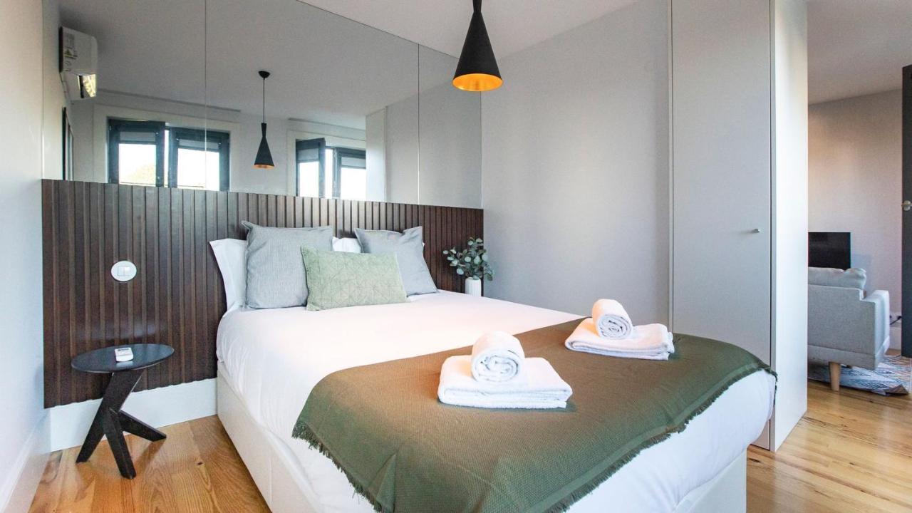 Stylish W/ Ac & Balcony By Lovelystay * Porto