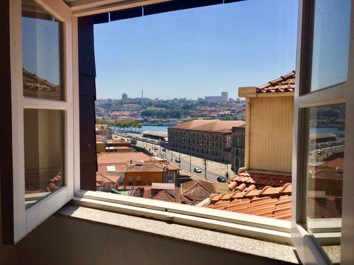 Pátio Escadas * Porto