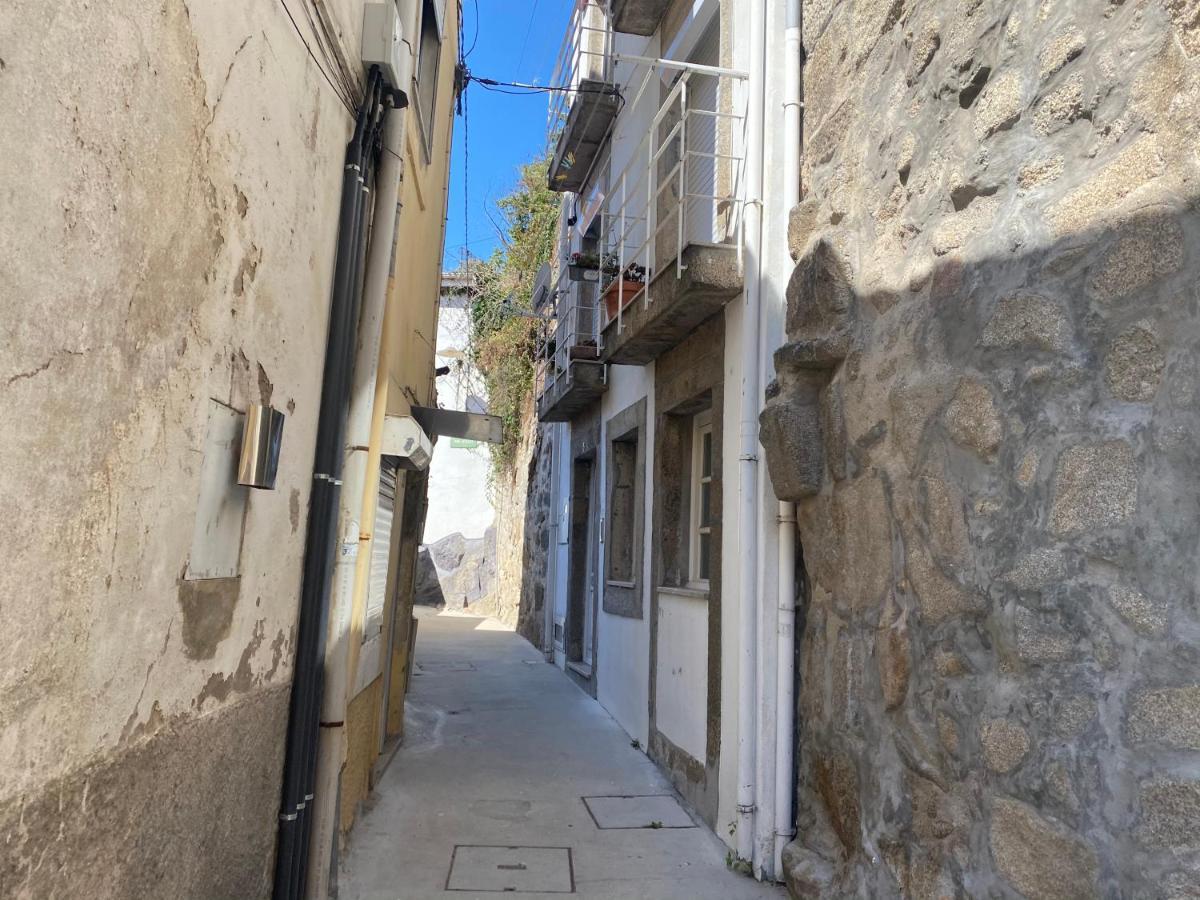 Pátio Escadas Casa de Férias Porto