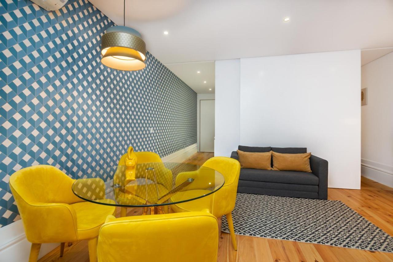 Apartamento Low Cost Parking - Private Garden - Almada 392 Porto
