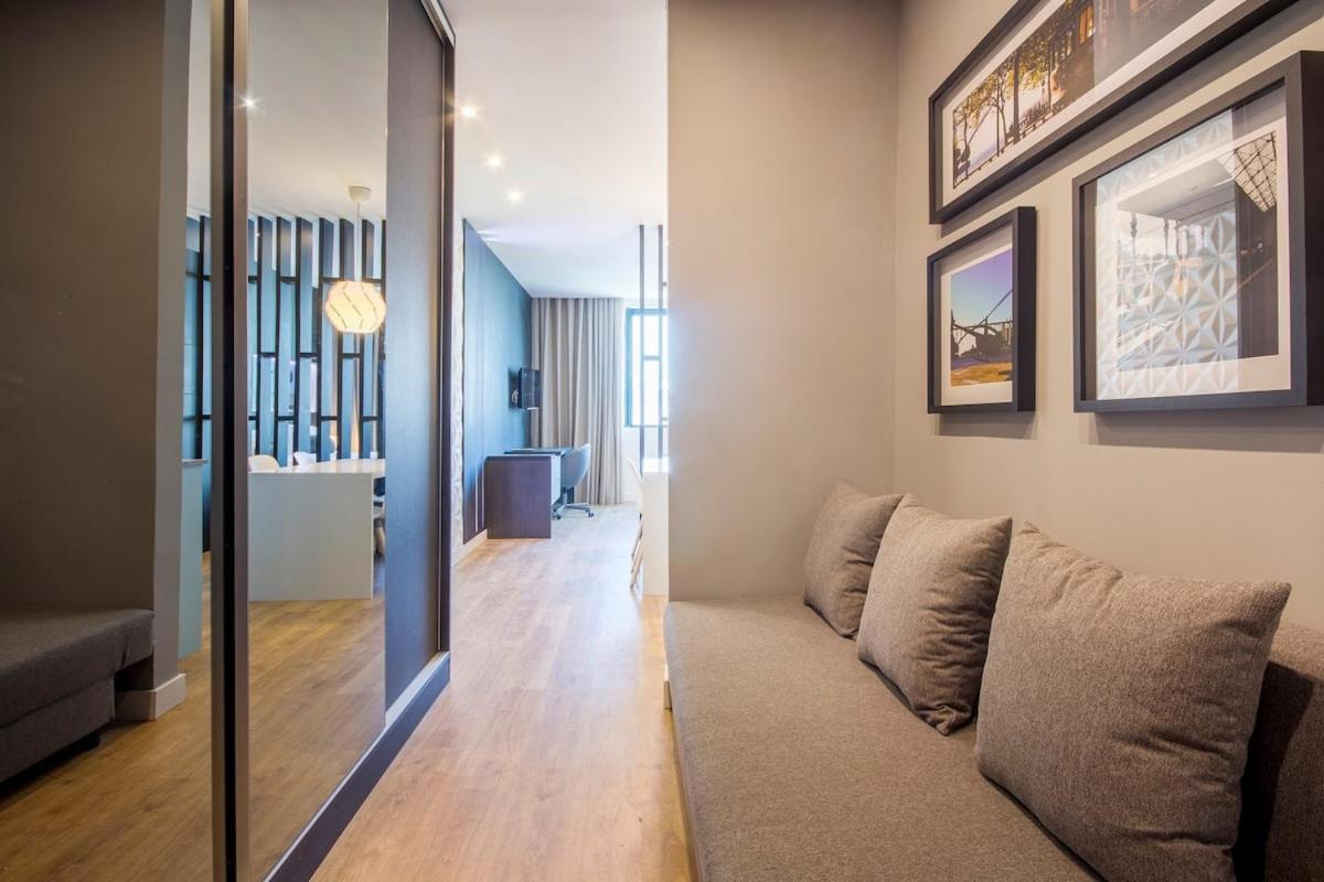 418 Gale Wifi, Estacionamento, Elevador Apartamento *