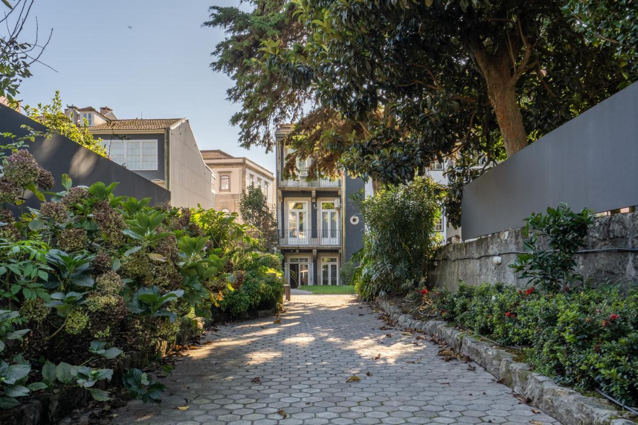 Host Wise - Homely Noble Flats - Garden & Jacuzzi Apartment Porto