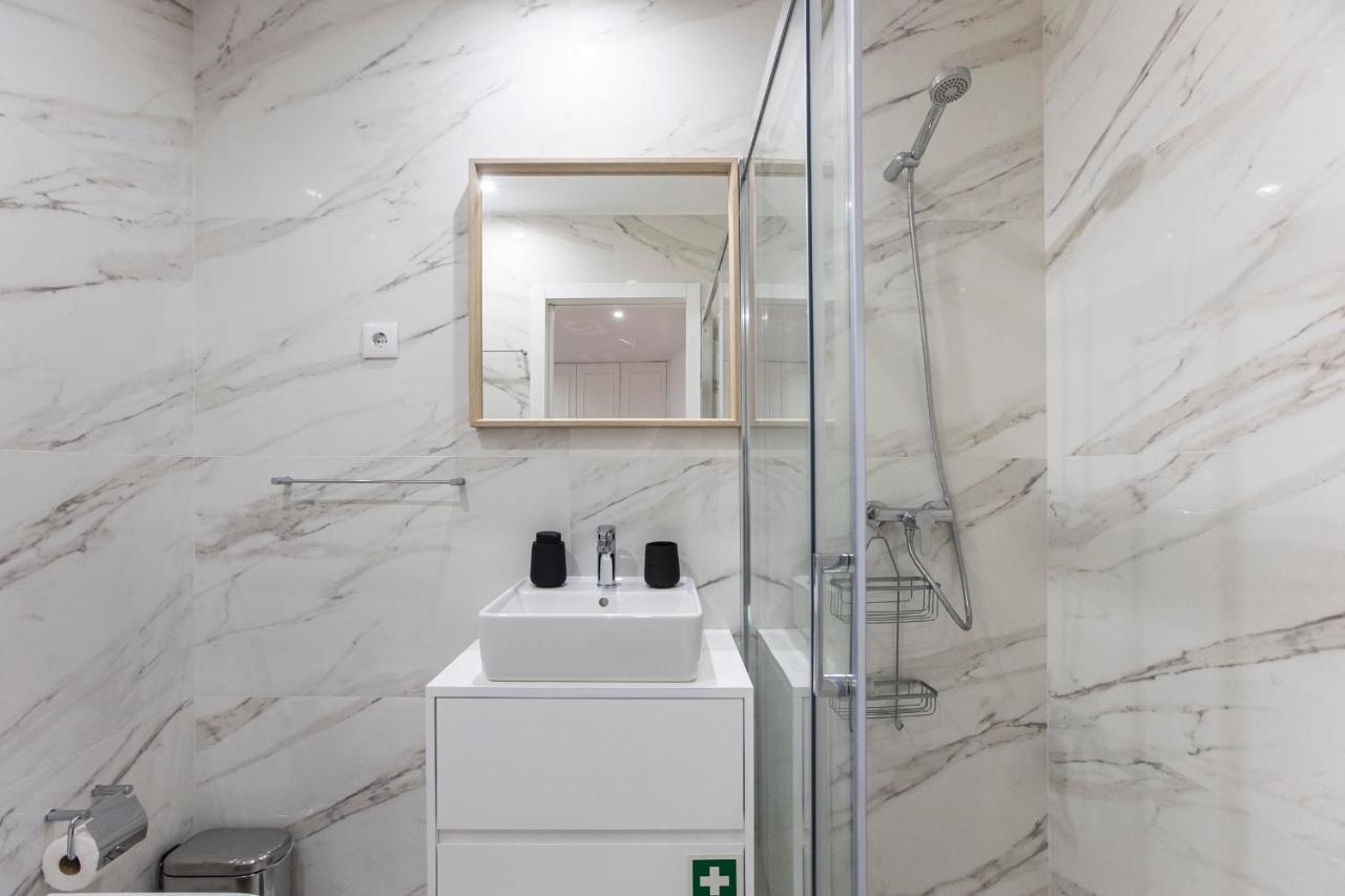 Elegant Downtown 1br Flat W/ Ac By Lovelystay Porto