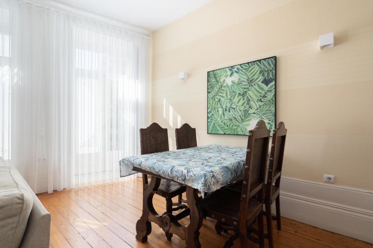 Homely Noble Flats - Garden&jacuzzi Apartment