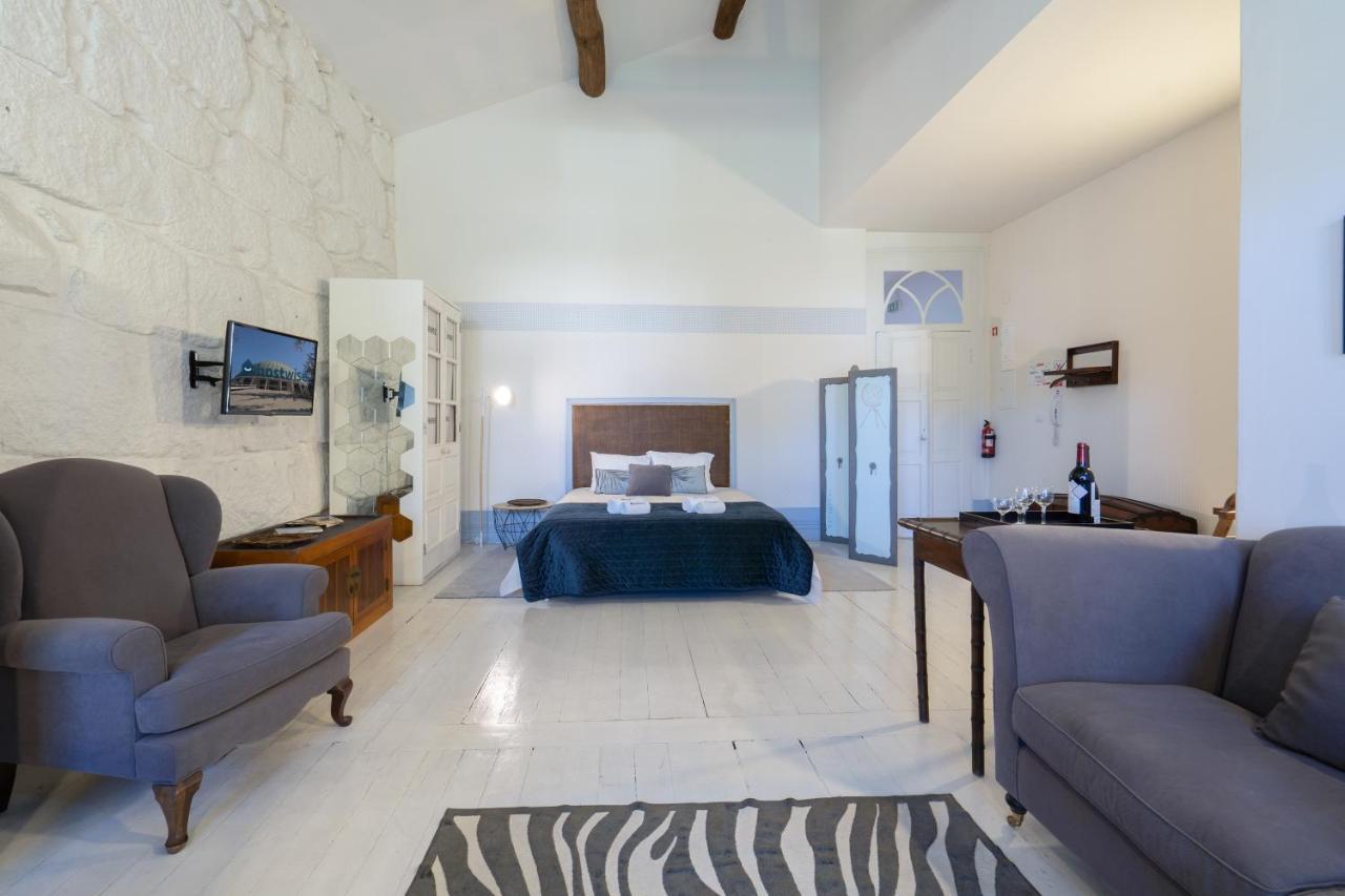 Homely Noble Flats - Garden&jacuzzi Apartment *