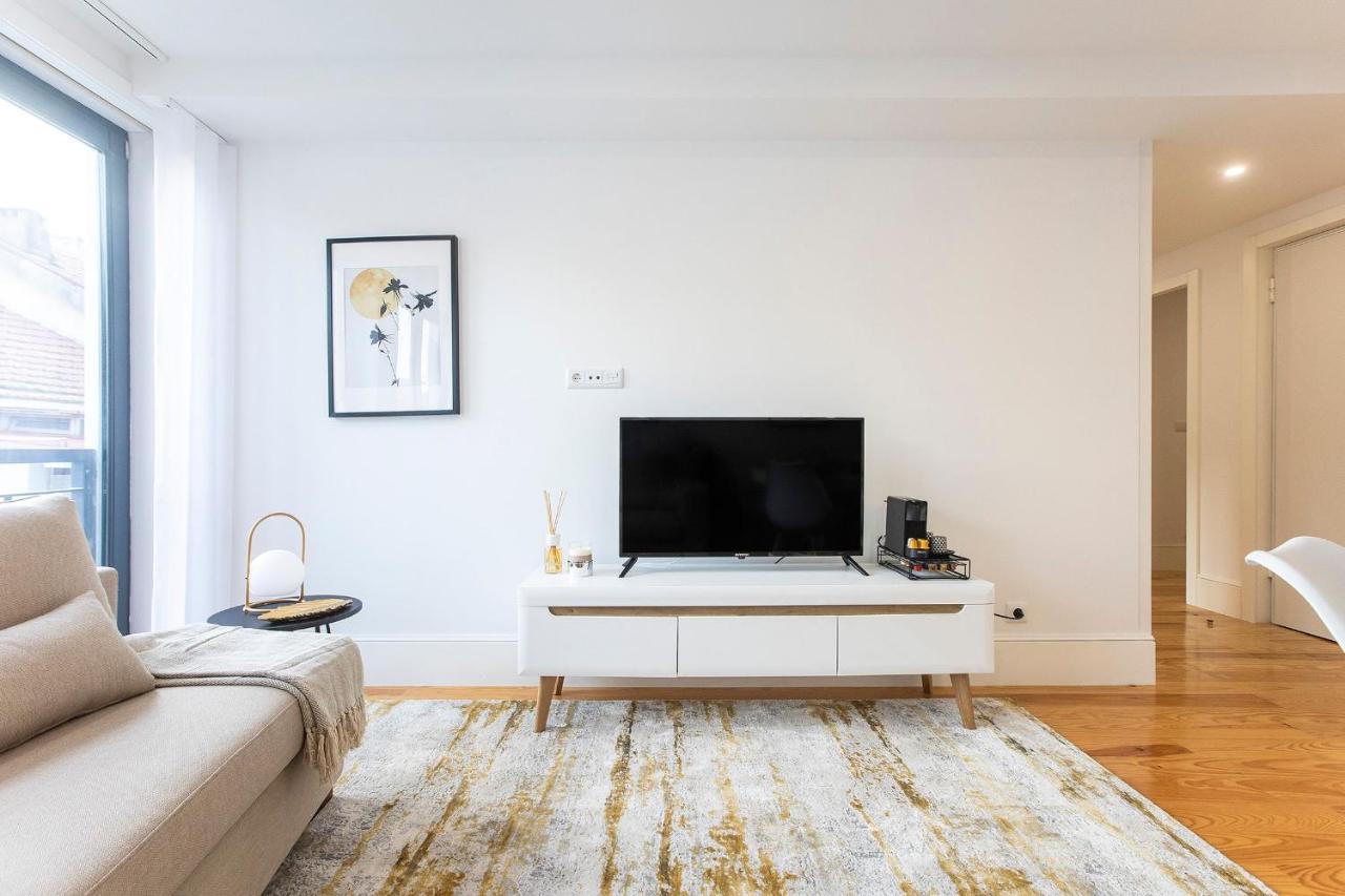 Center 2br Flat W/ Ac By Lovelystay * Porto
