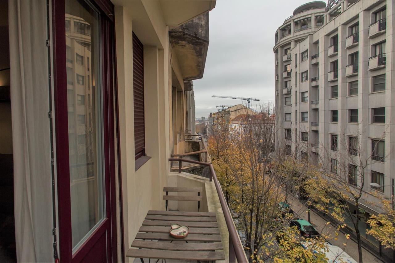 Apartment Pinpoint By Hosts