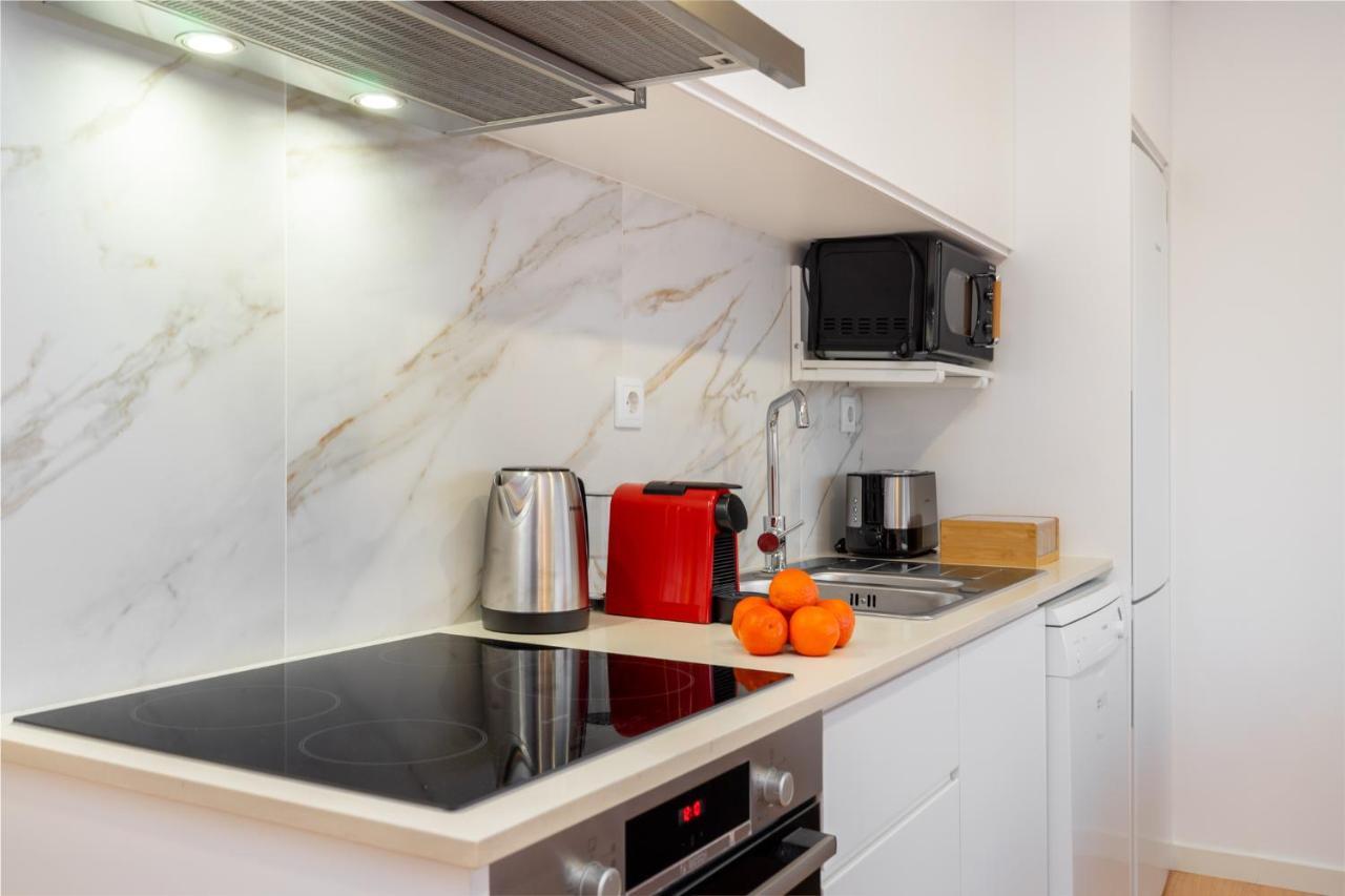 Apartment Whome Riverside View Premium W/ Ac & Terrace