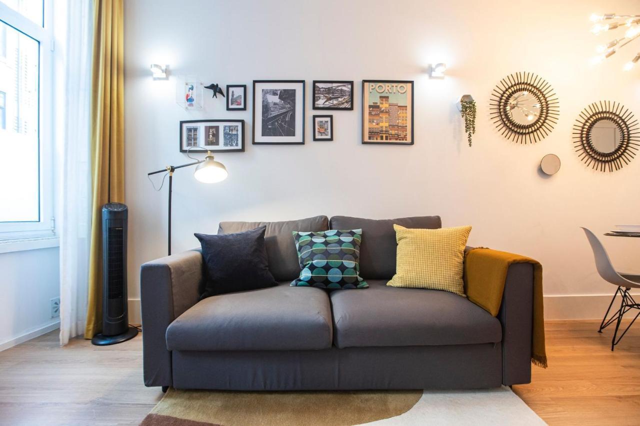 Elegant & Bright Flat By Lovelystay