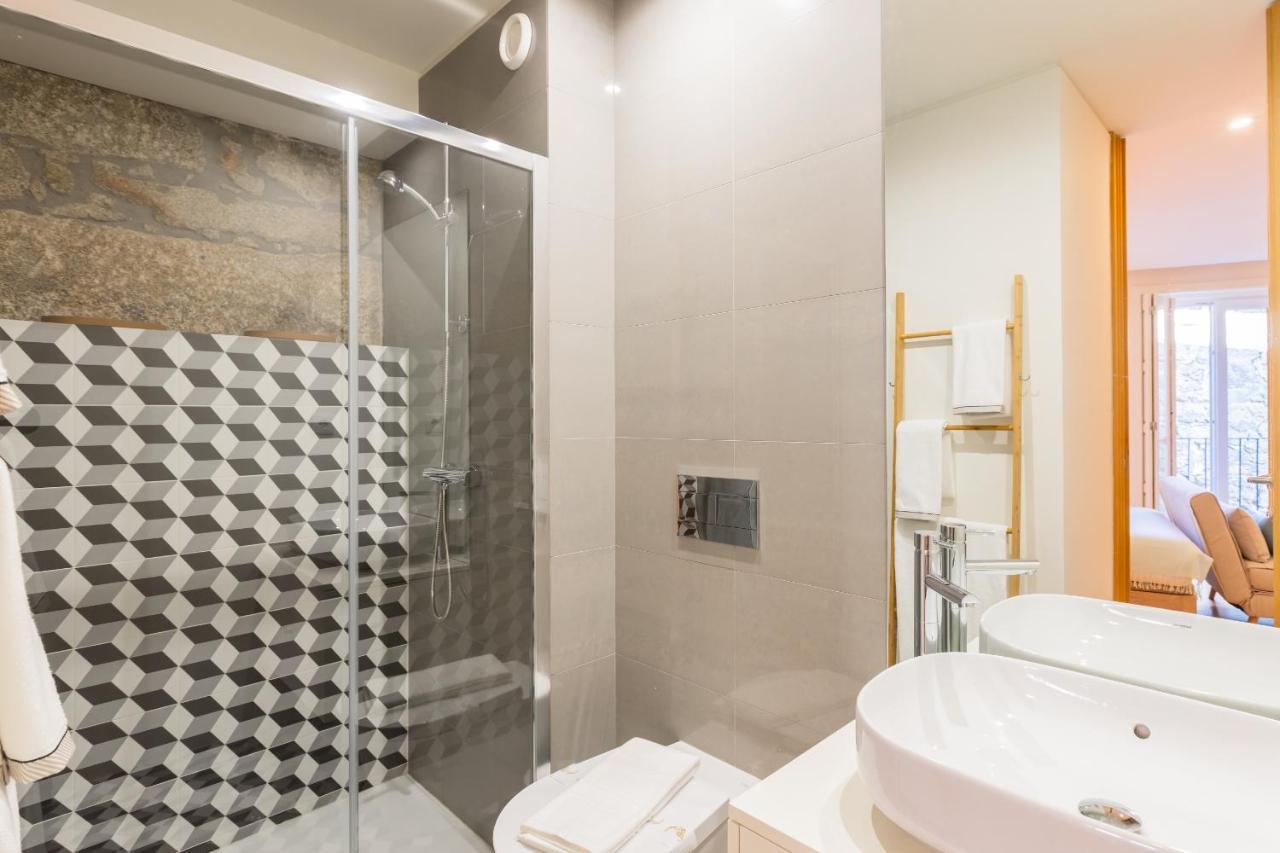 Clerigos Tower - Experience In Apartment Porto
