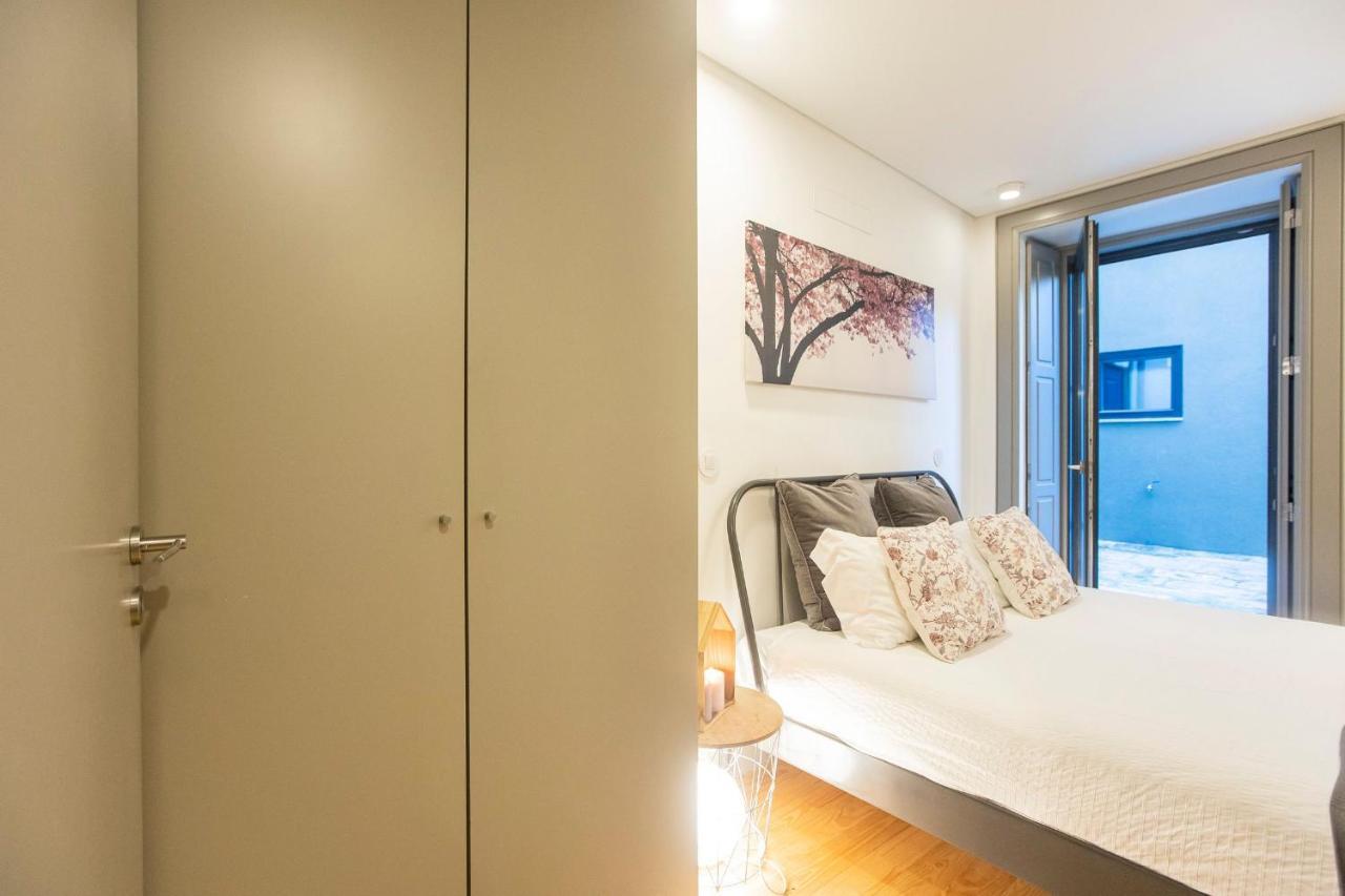 Downtown W/ Ac & Patio By Lovelystay Porto