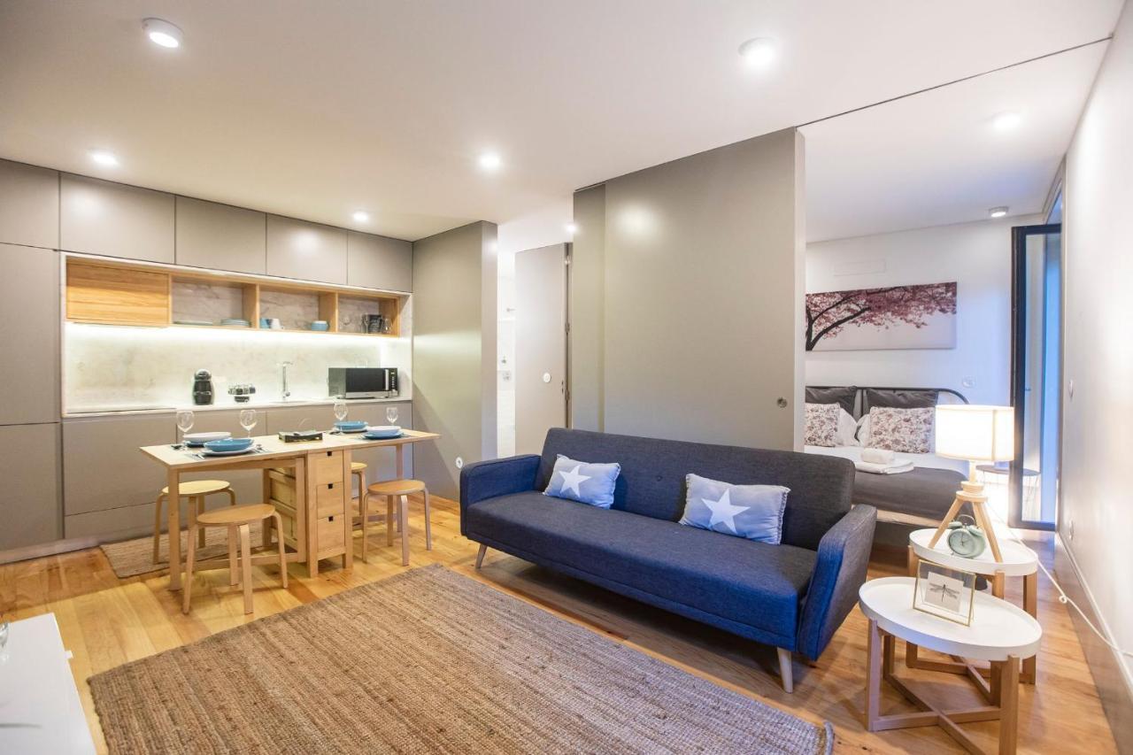 Downtown W/ Ac & Patio By Lovelystay Porto
