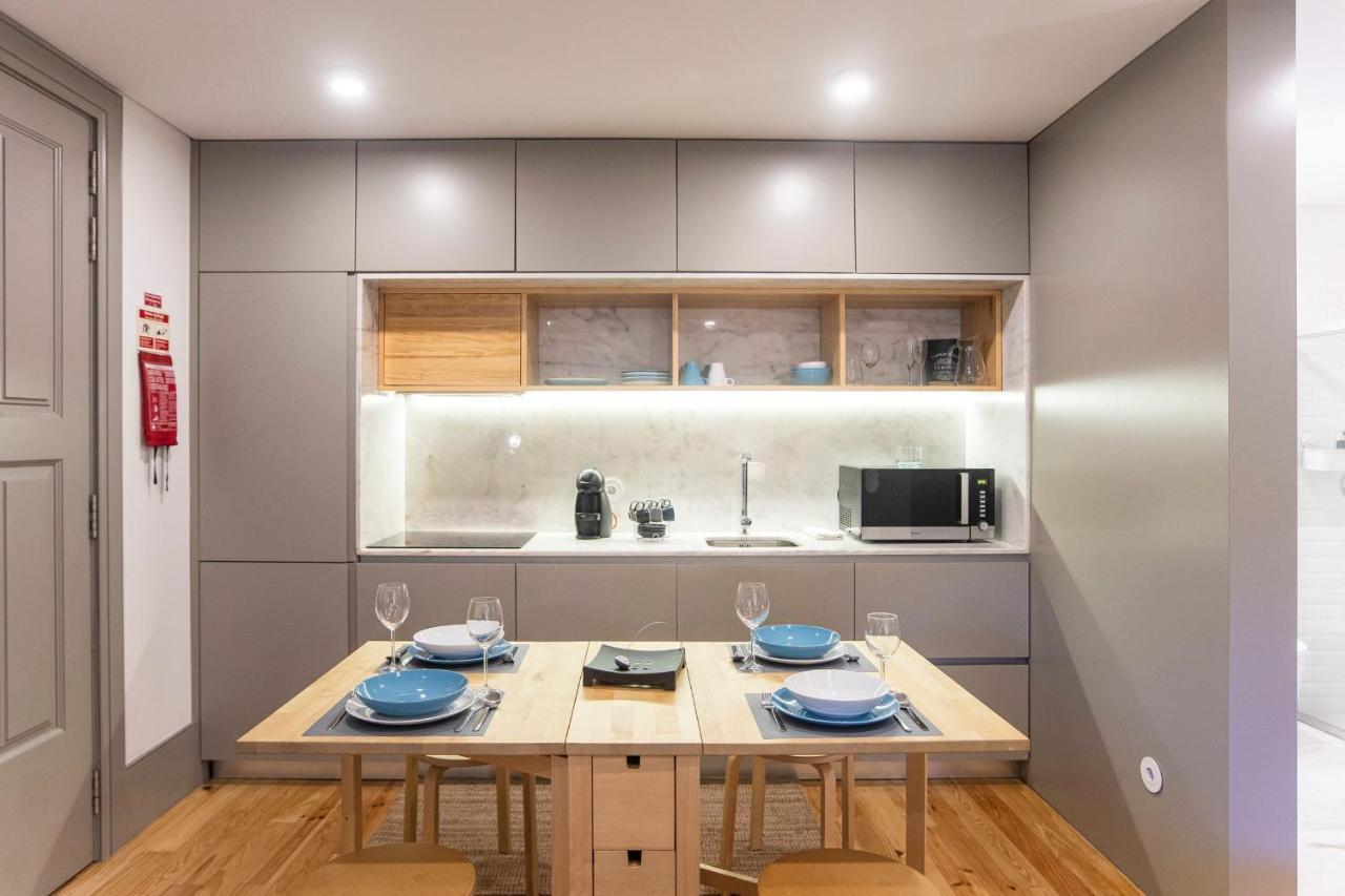 Downtown W/ Ac & Patio By Lovelystay * Porto