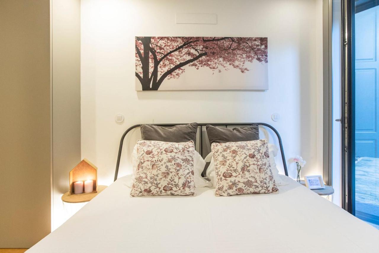 Downtown W/ Ac & Patio By Lovelystay *