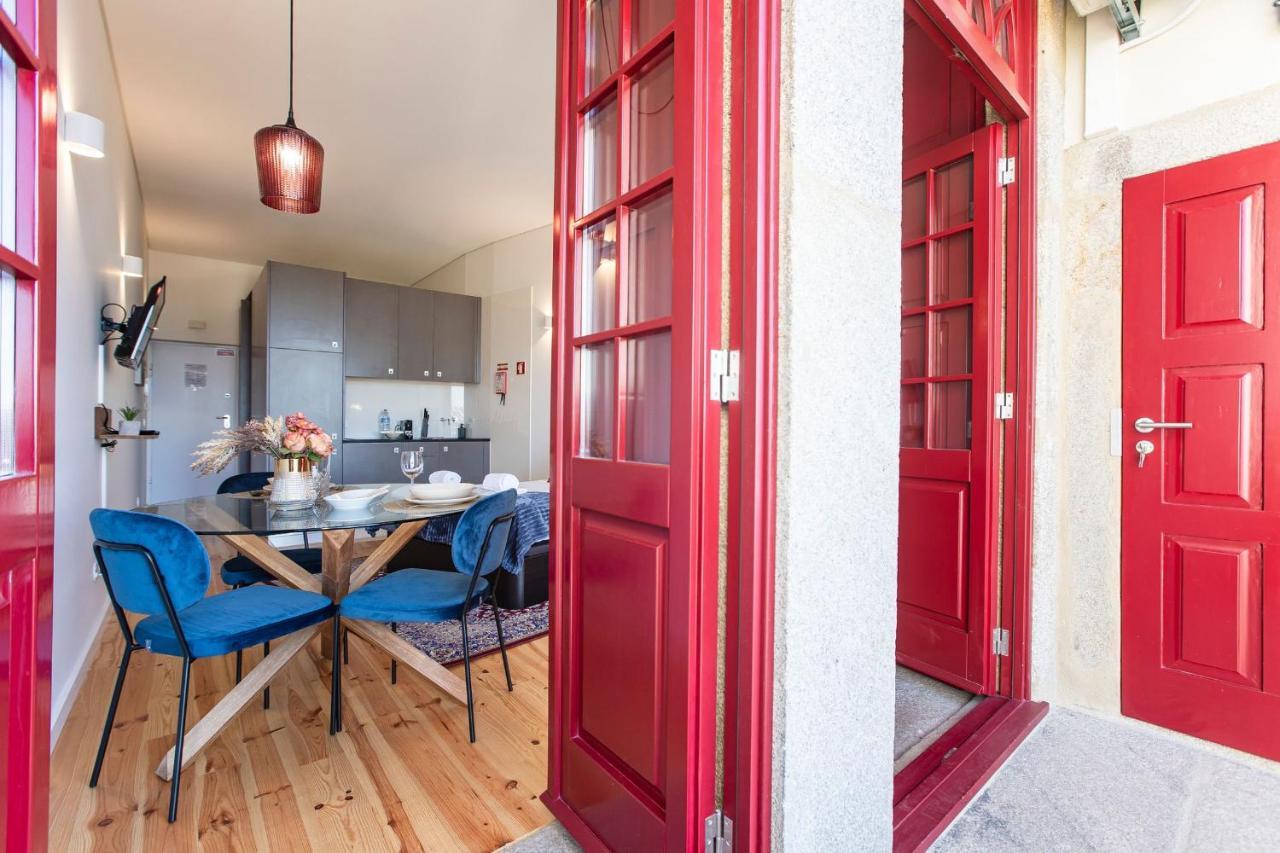 Central Studio W/ Ac, Views & Balcony By Lovelystay Appartement Porto