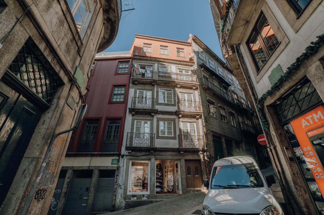 River Eyes Apartment