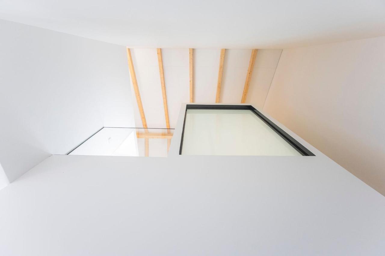 Modern 2br Duplex Downtown By Art District By Lovelystay