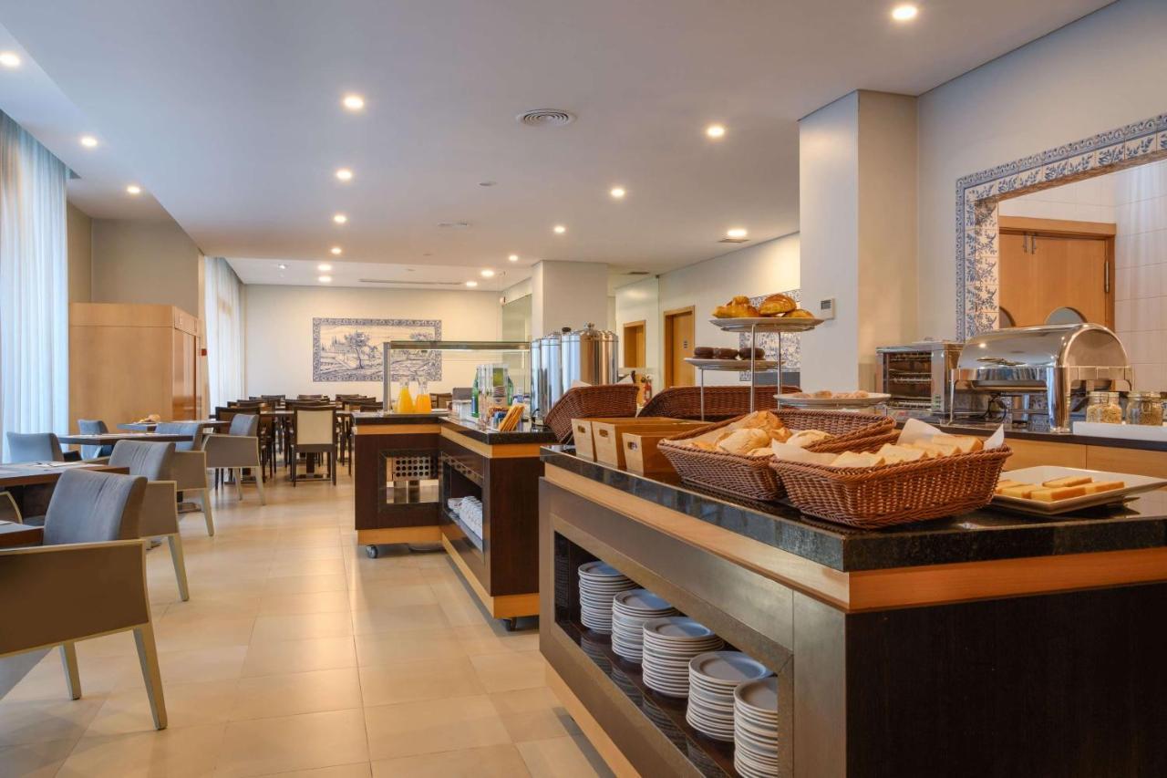 Hotel Tryp By Wyndham Centro Porto