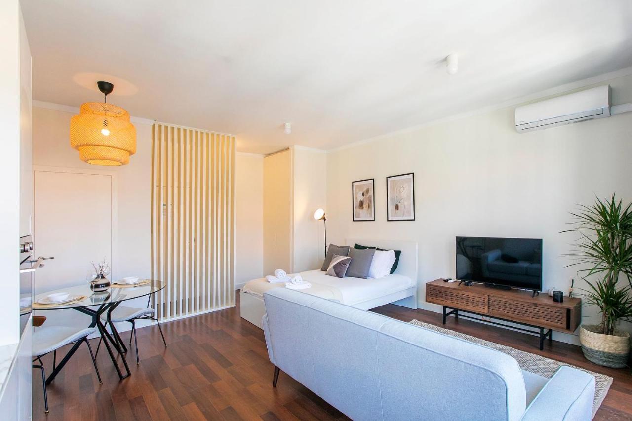 Almada 516 By Lovelystay *