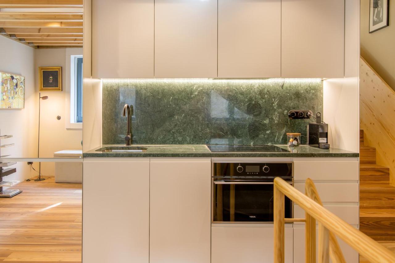 62 Design House *