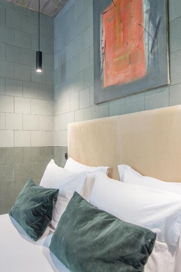 62 Design House *
