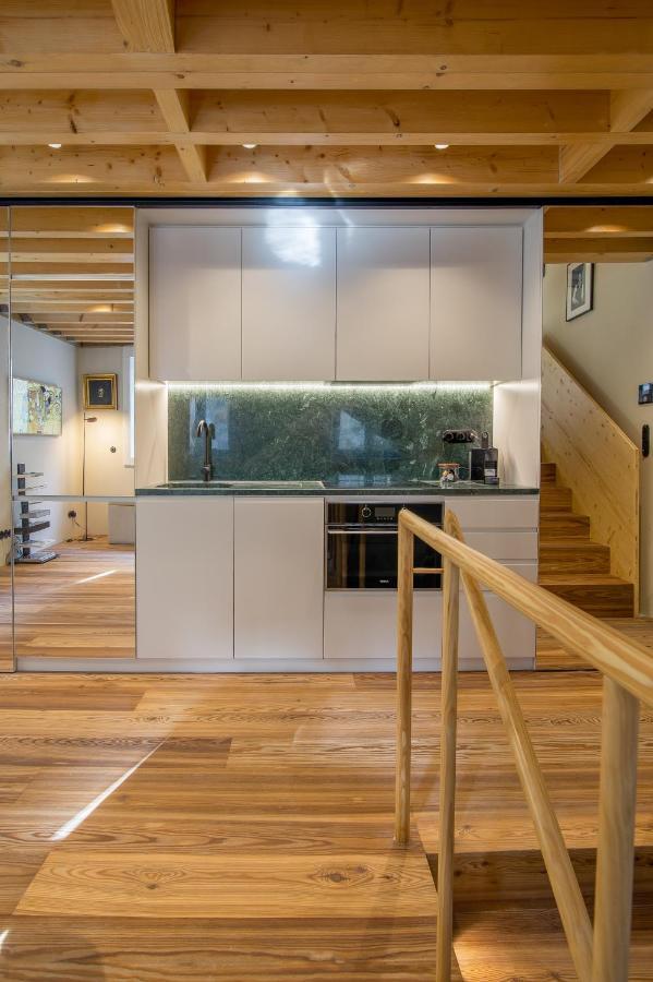 62 Design House