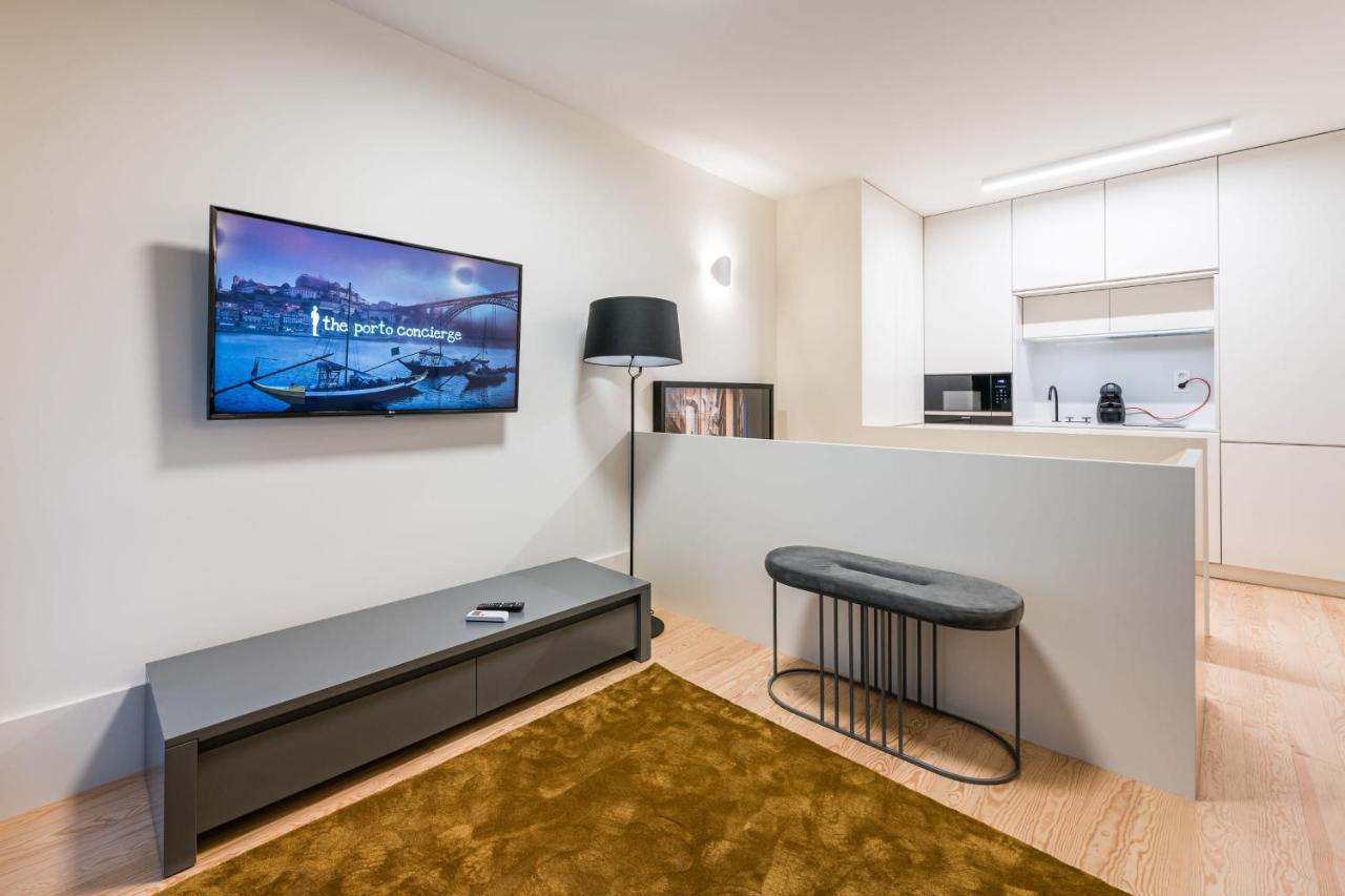 Guestready - Taipas Historical Penthouse * Porto