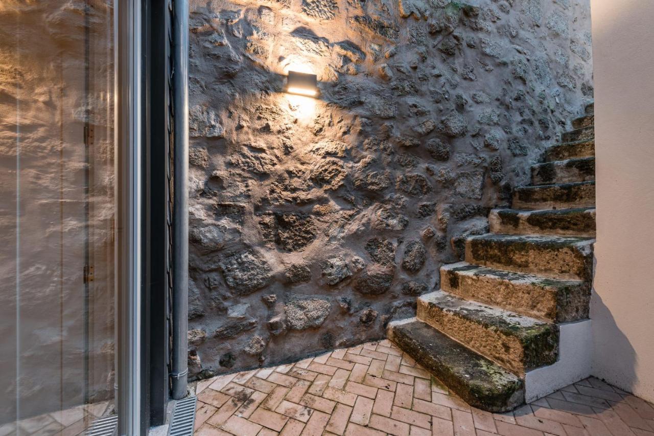 Guestready - Taipas Historical Penthouse * Porto